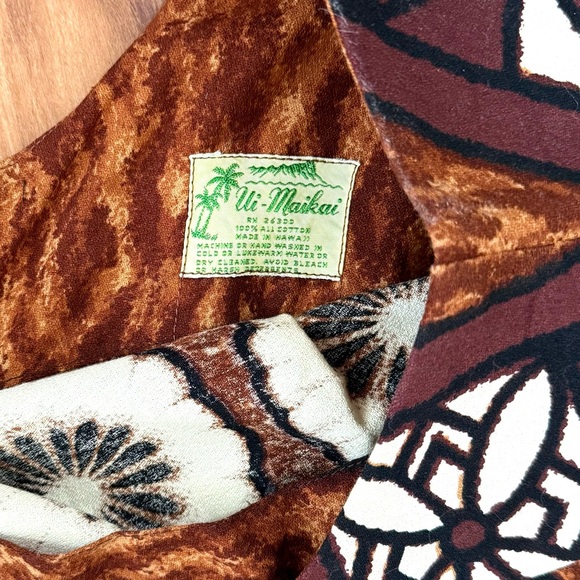 Vintage Original Ui-Maikai Hawiian Dress - Picture 5 of 8